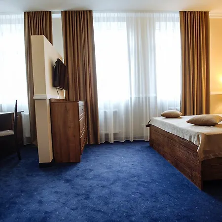 Astoria Отель 3*