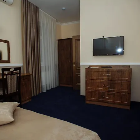 Astoria Отель 3*